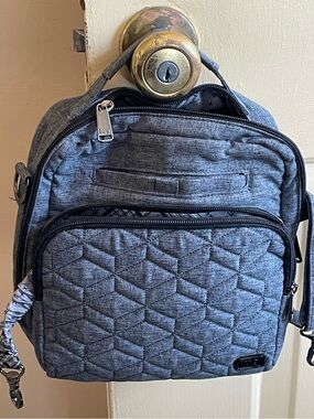 Lug Ranger 2 Quilted Gray Crossbody Bag
